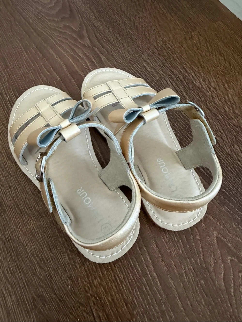 L'AMOUR SHOES Janie Champagne T-Strap Bow Sandal